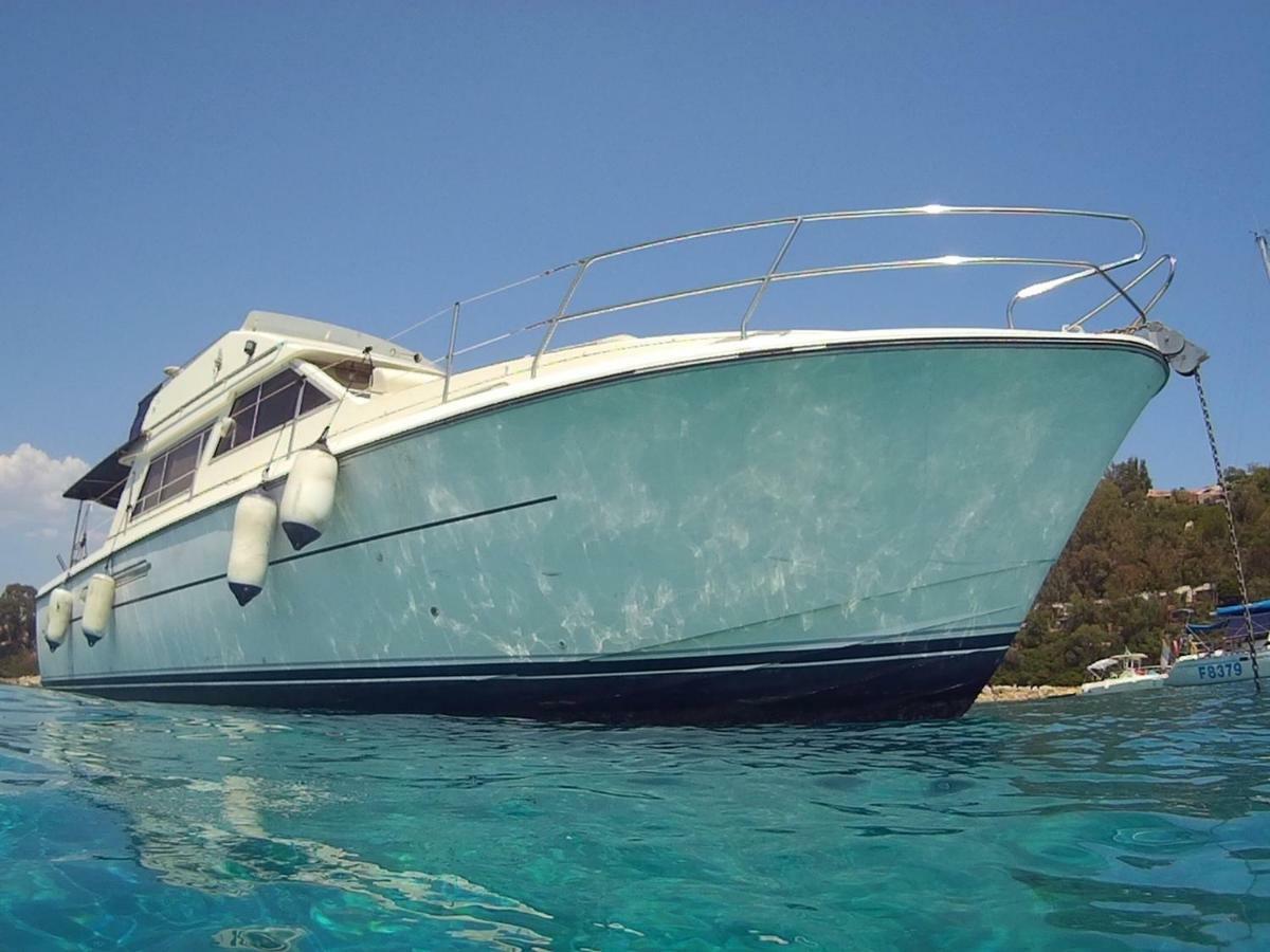 Blue II Yacht Hotel Àrbatax Zewnętrze zdjęcie