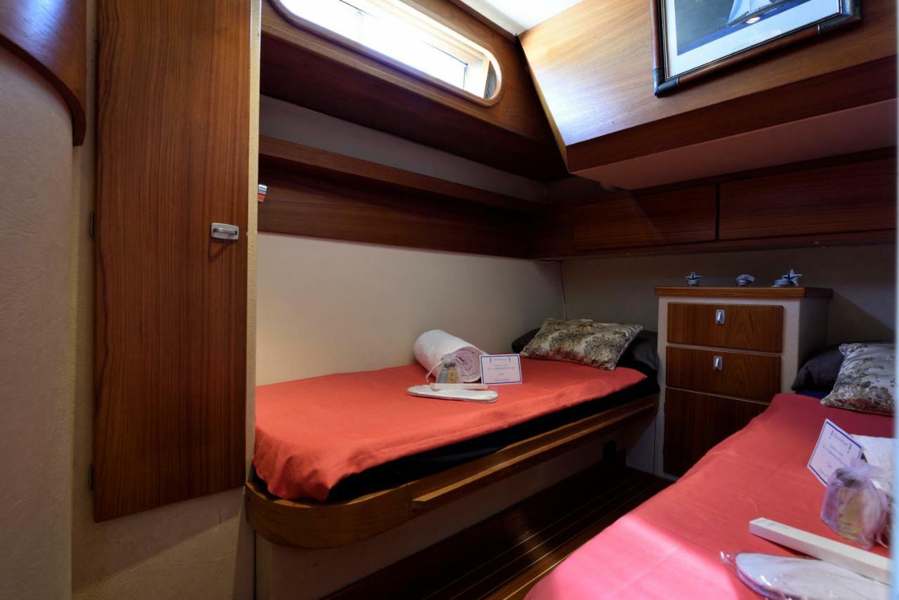 Blue II Yacht Hotel Àrbatax Zewnętrze zdjęcie