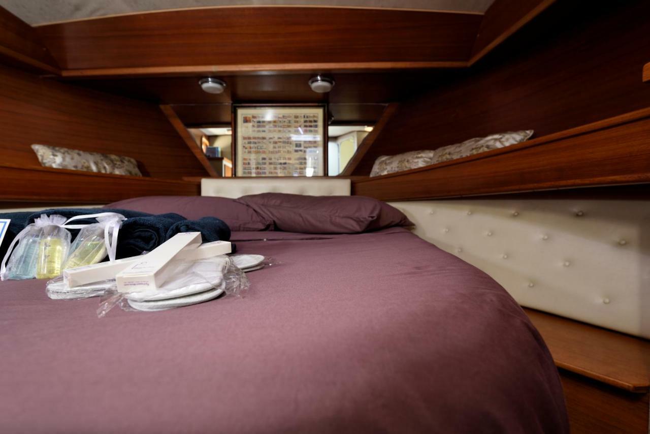 Blue II Yacht Hotel Àrbatax Zewnętrze zdjęcie