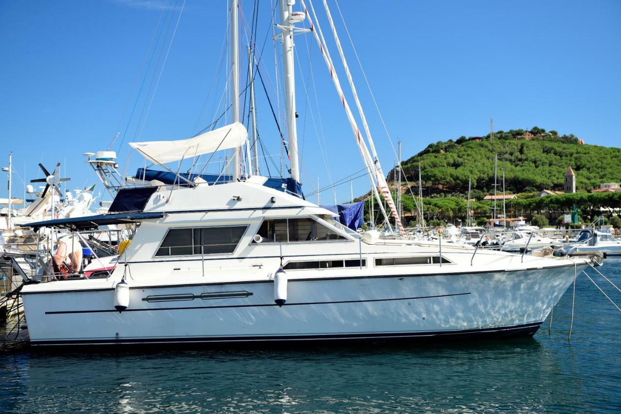 Blue II Yacht Hotel Àrbatax Zewnętrze zdjęcie